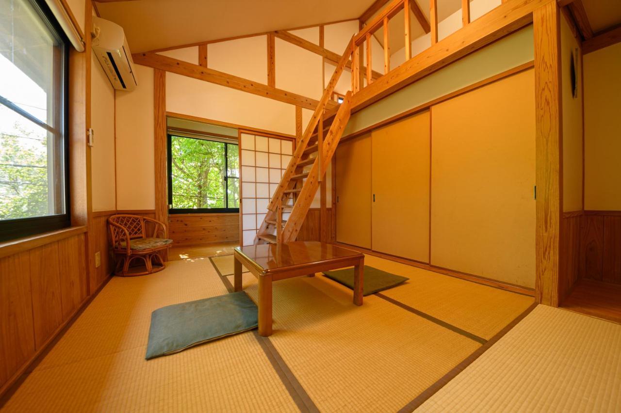 Yufuin Flora House Bed & Breakfast Exterior photo